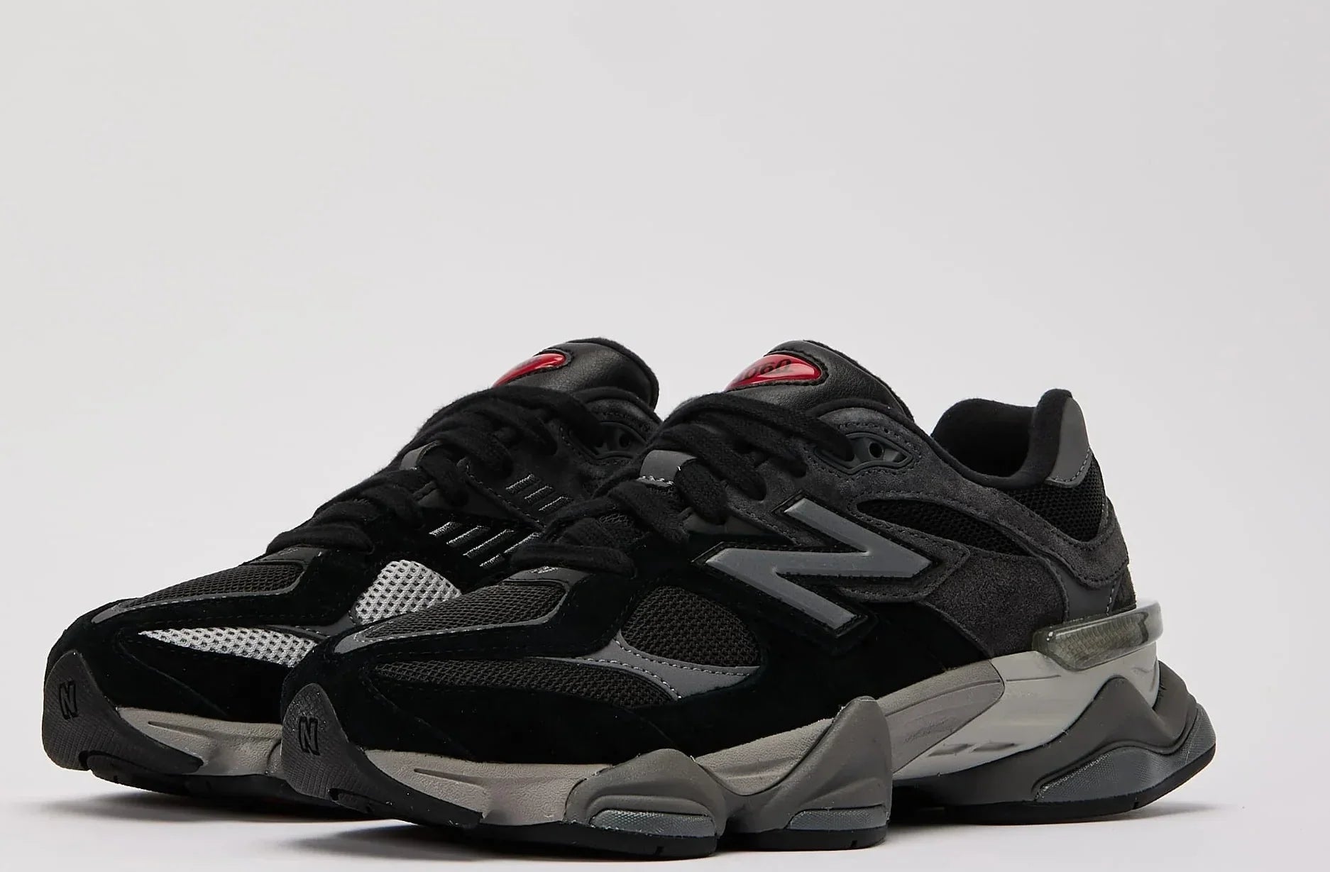 9060 'Black Castlerock' - B30sneakers