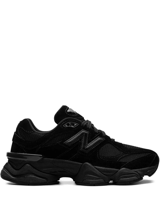 9060 'Triple Black' - B30sneakers