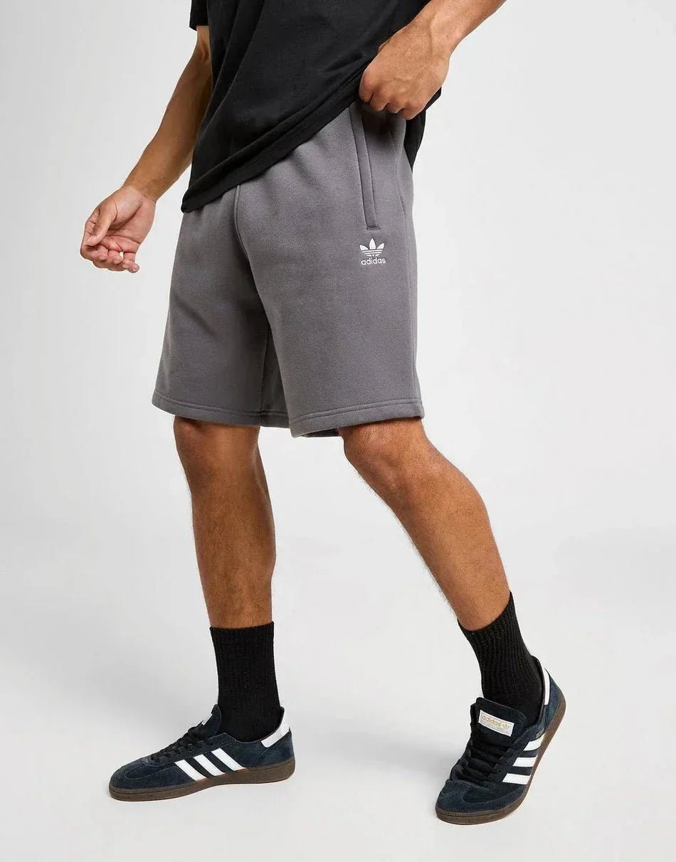 adidas Originals Short Trefoil Essentials - B30sneakers