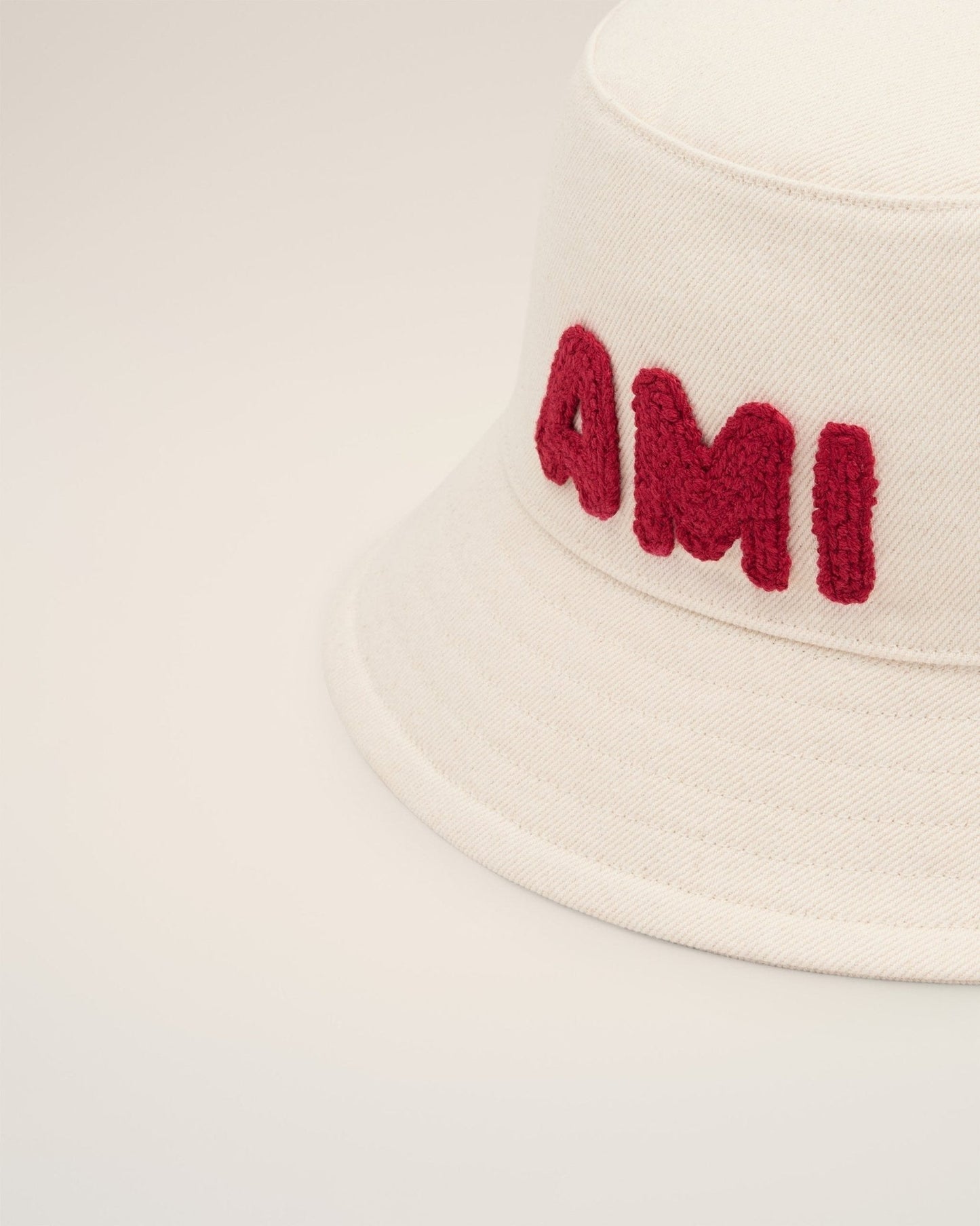 BEIGE COTTON AMI PATCH BUCKET HAT - B30sneakers