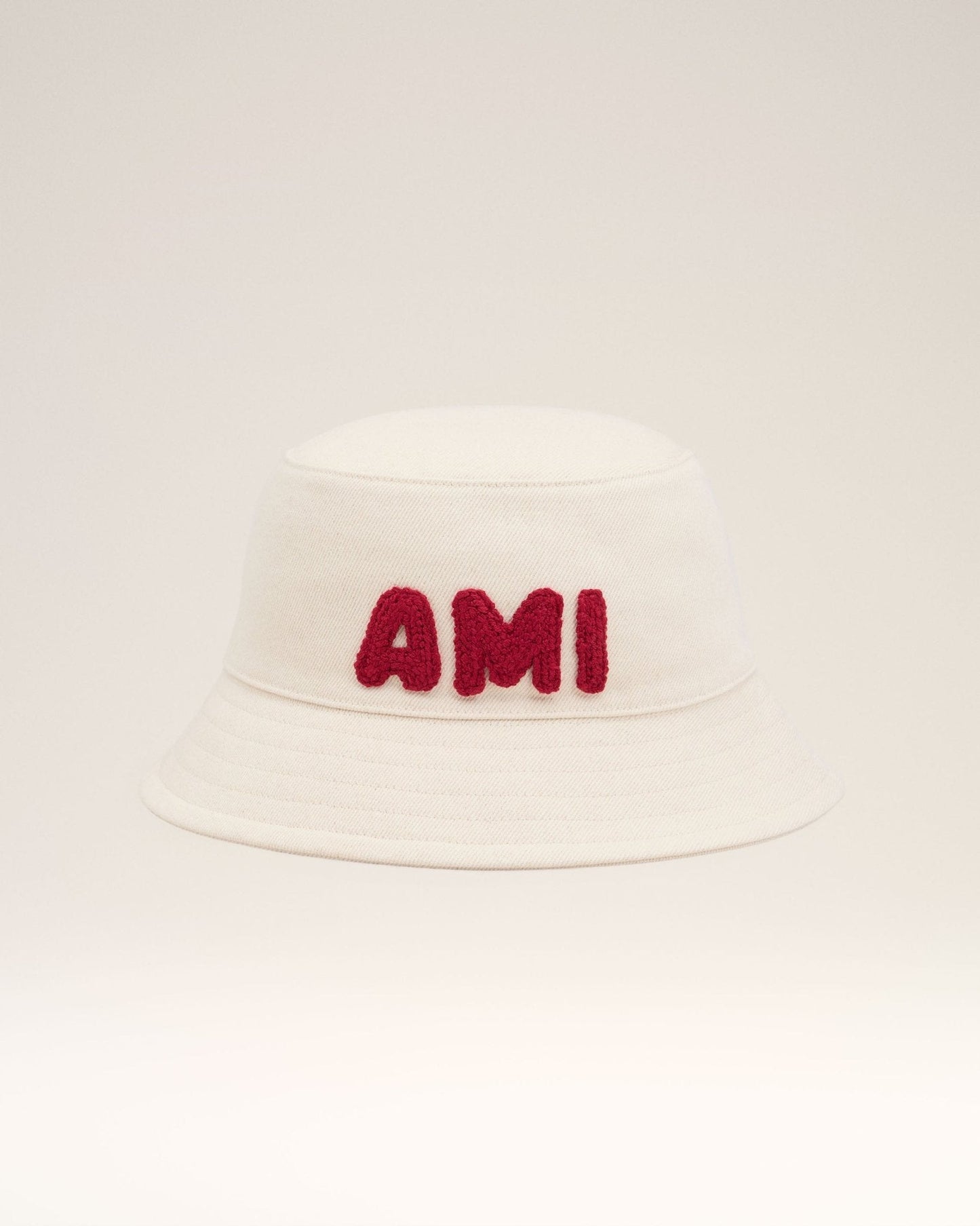 BEIGE COTTON AMI PATCH BUCKET HAT - B30sneakers