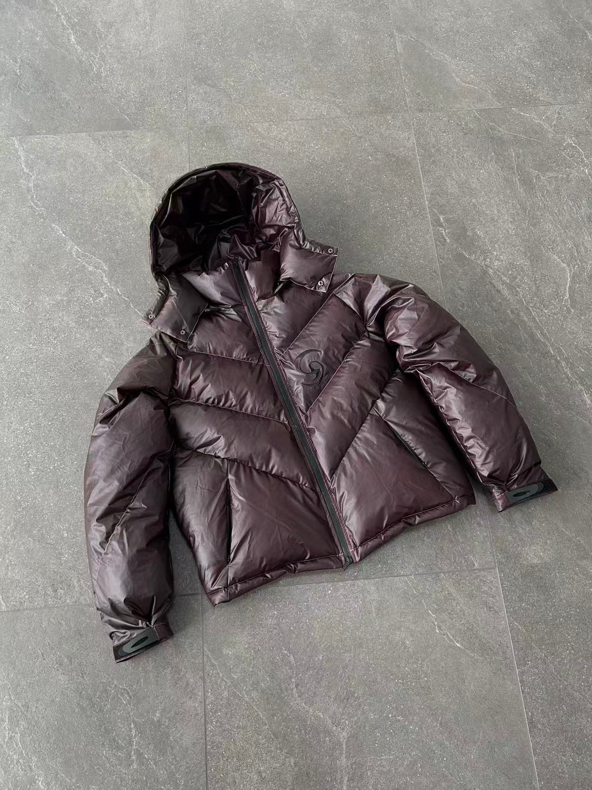 “Dissipate” HEAT REACTIVE PUFFER - Wine - B30sneakers