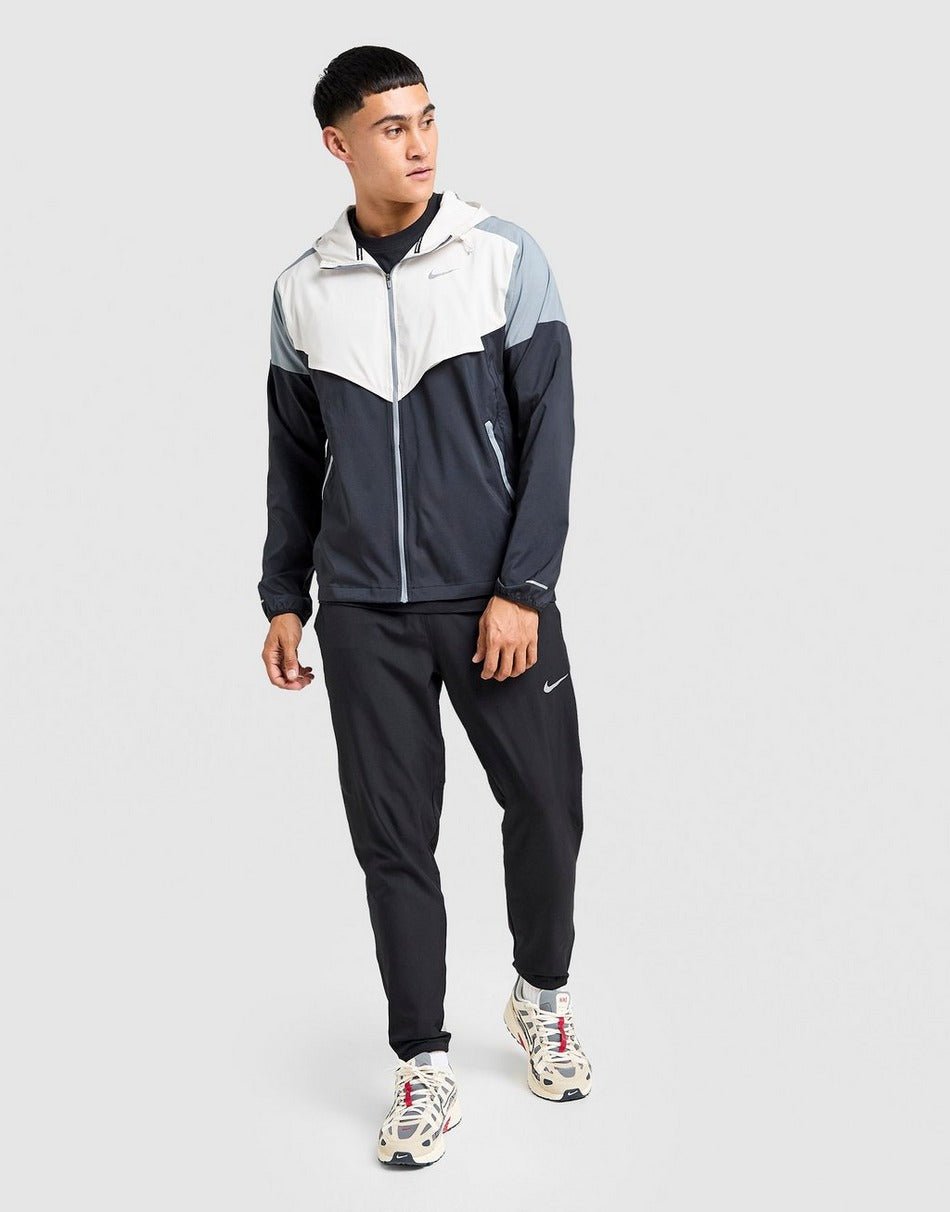Nike Packable Jacket - B30sneakers