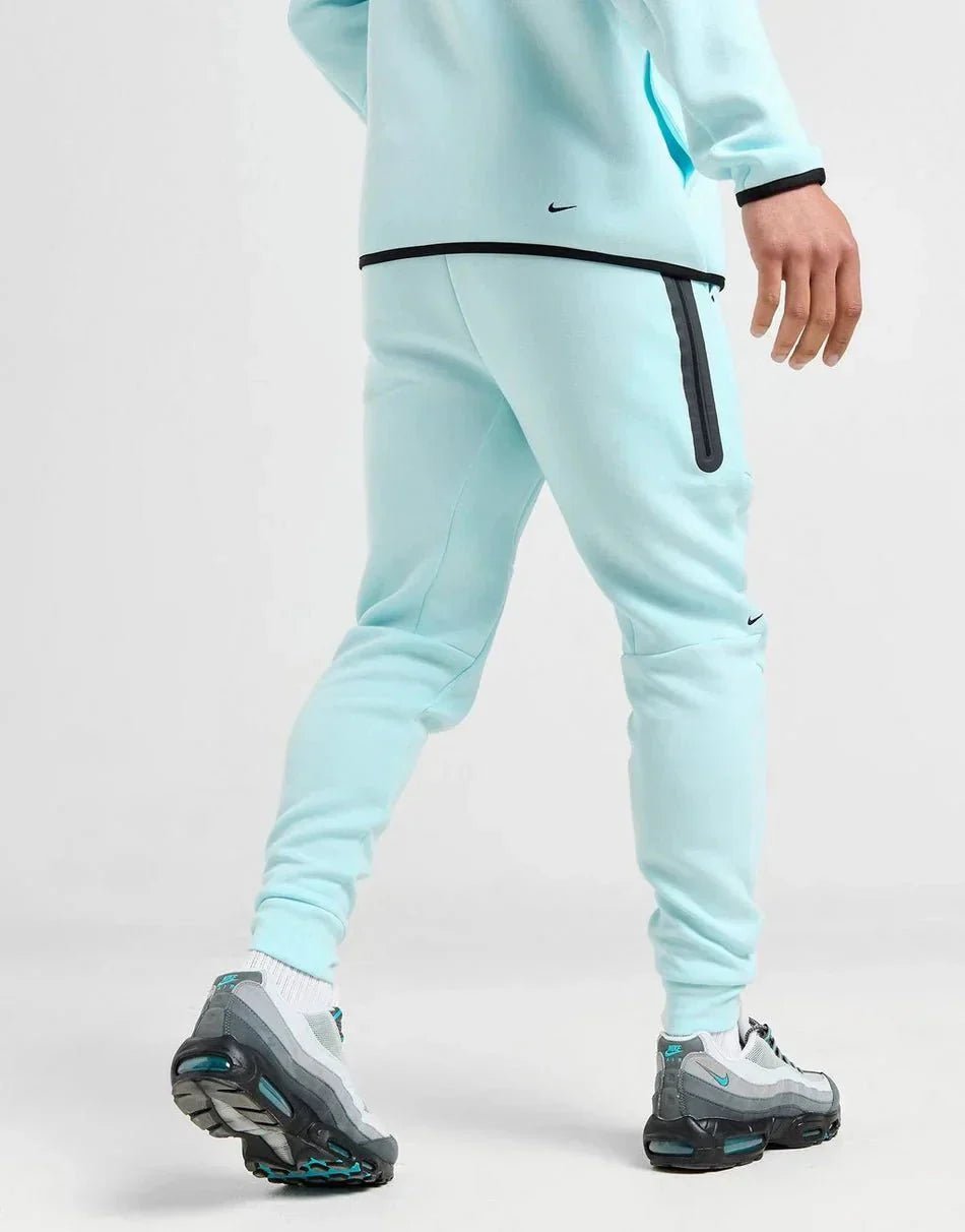 Nike Tech Fleece Joggers - B30sneakers
