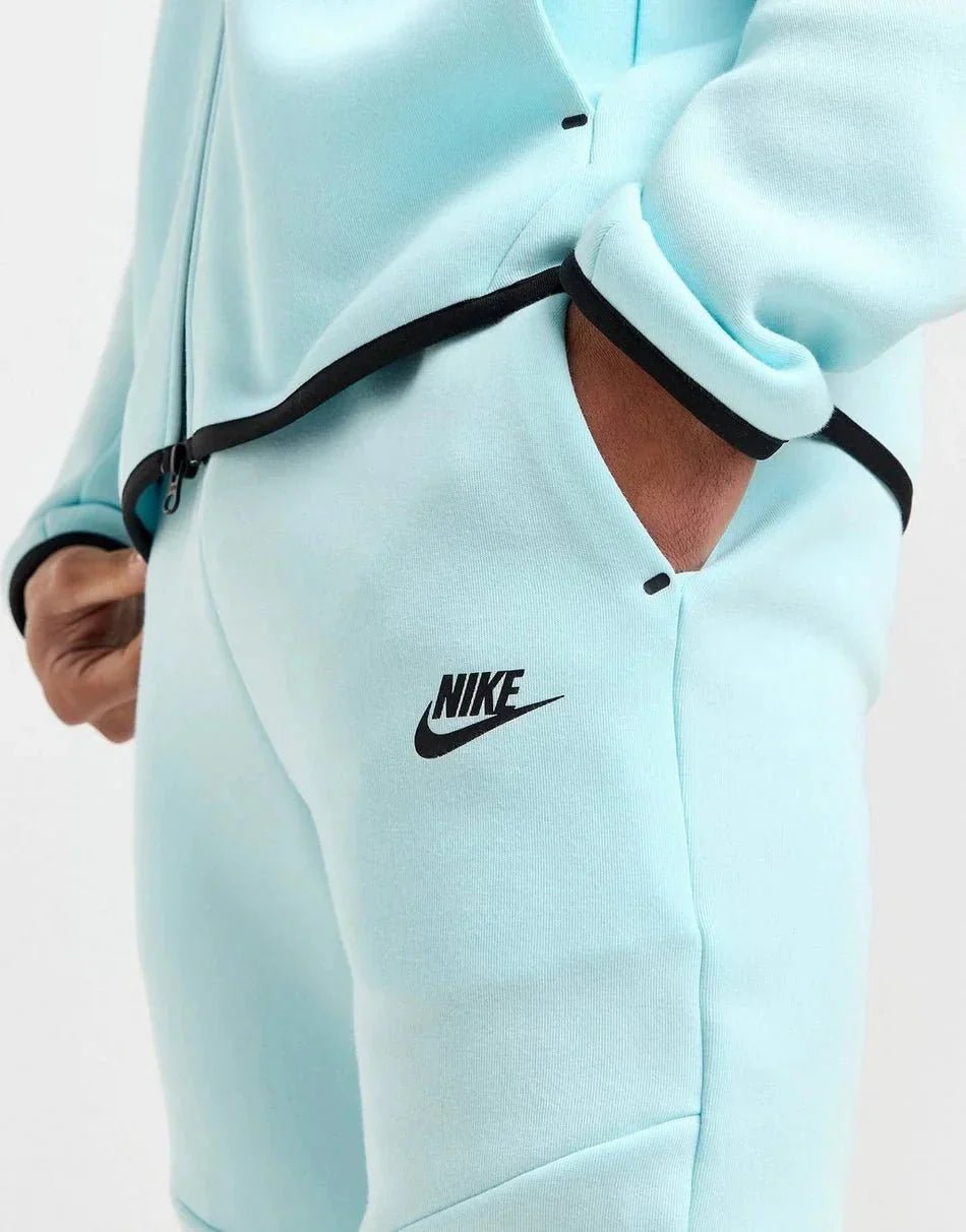 Nike Tech Fleece Joggers - B30sneakers