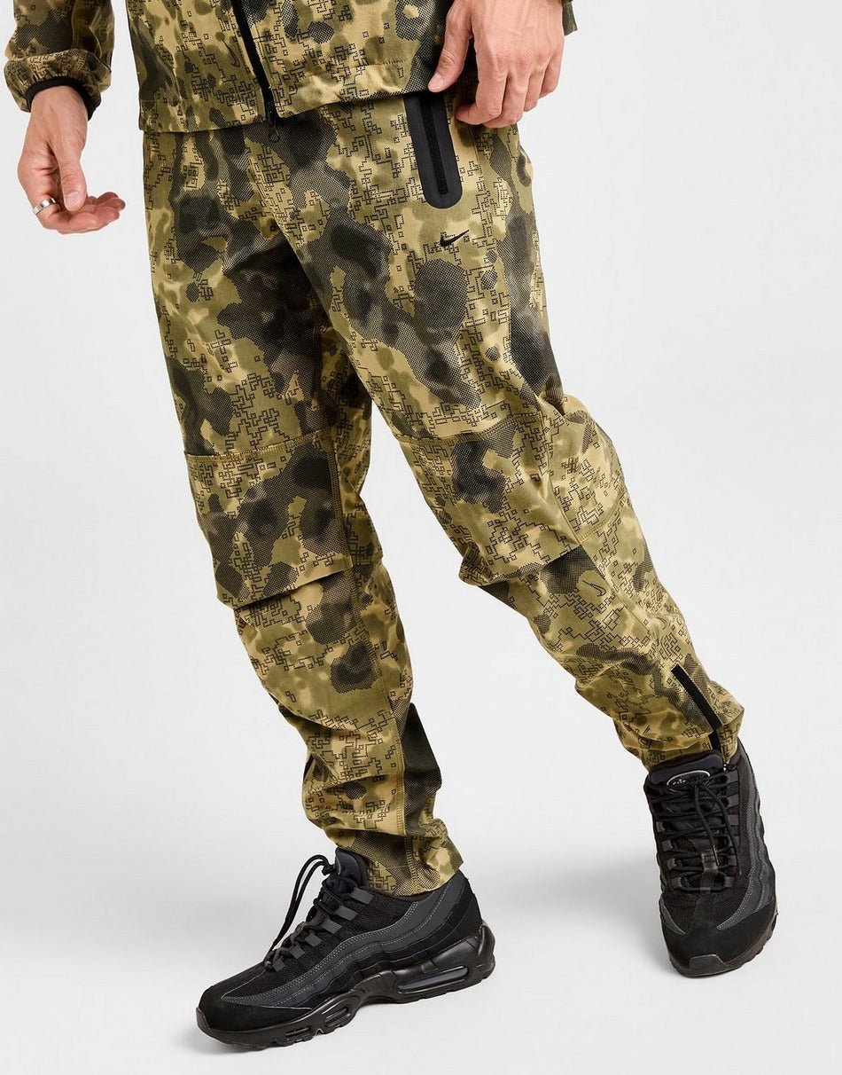 Nike Tech Woven Track Pants - B30sneakers