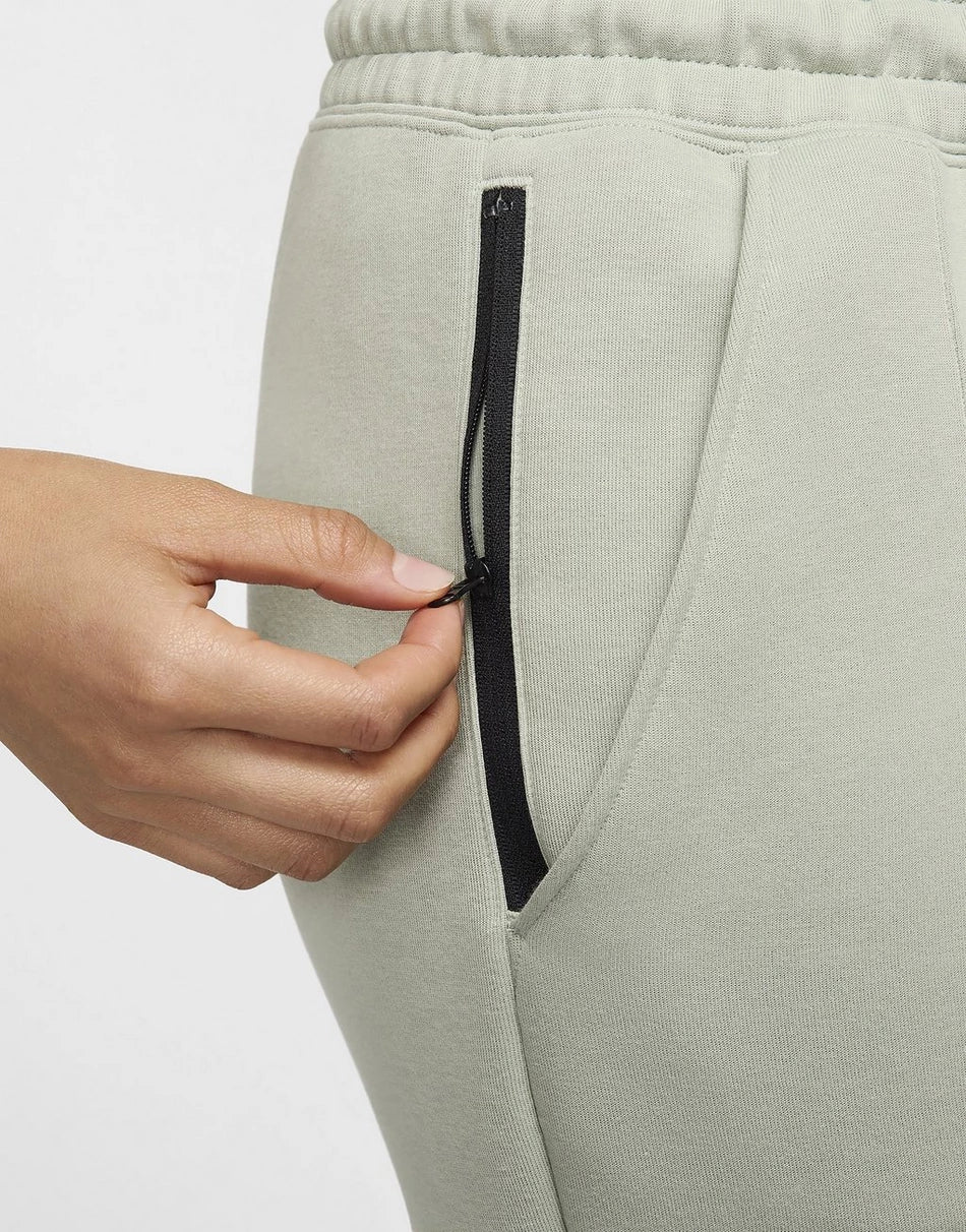 NK Tech Fleece Joggers - B30sneakers
