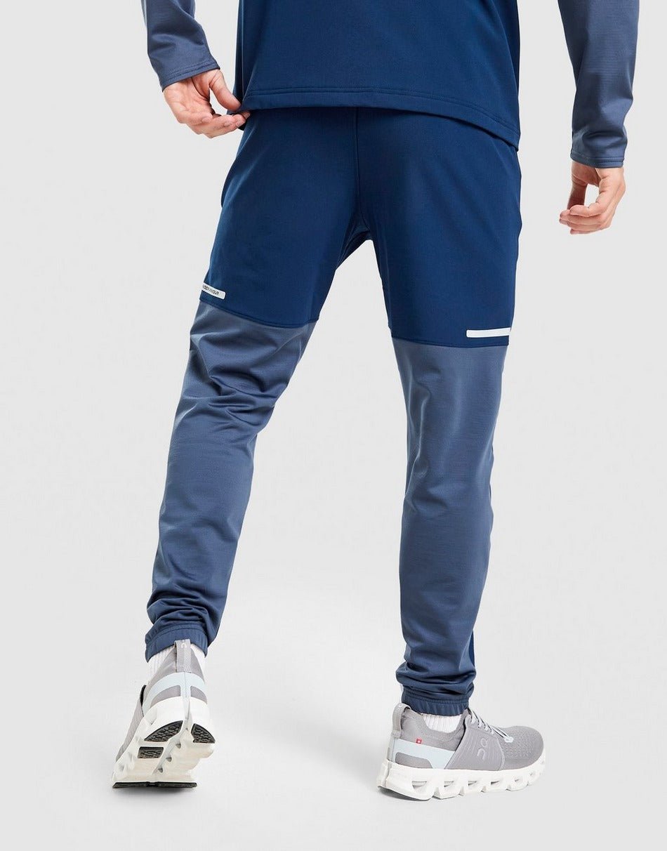 Under Armour Utility Winterised TRack Pants - B30sneakers