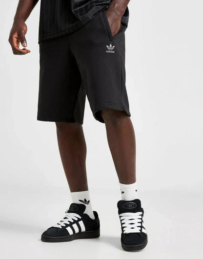 adidas Originals Short Trefoil Essentials - B30sneakers