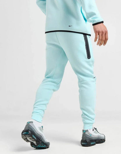 Nike Tech Fleece Joggers - B30sneakers